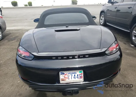 2021 Porsche Boxster Base from USA, damaged, VIN WP0CA2A85MS210405